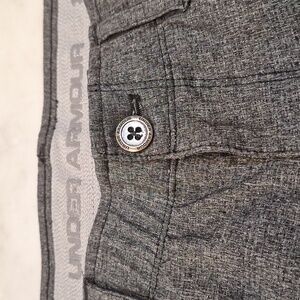 Under Armour Heatgear Smokey Gray Size‎ 32 Golf Shorts Dri-Fit 10" Inseam EUC